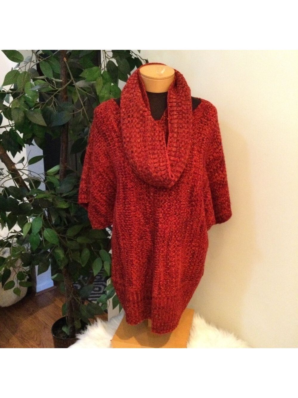 Roz & Ali Woman’s size 2X batwing sleeve style sweater with matching sca…